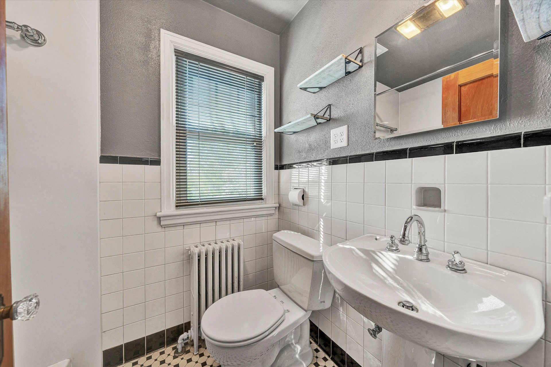 2903 Huntington BLVD NW - Photo 28