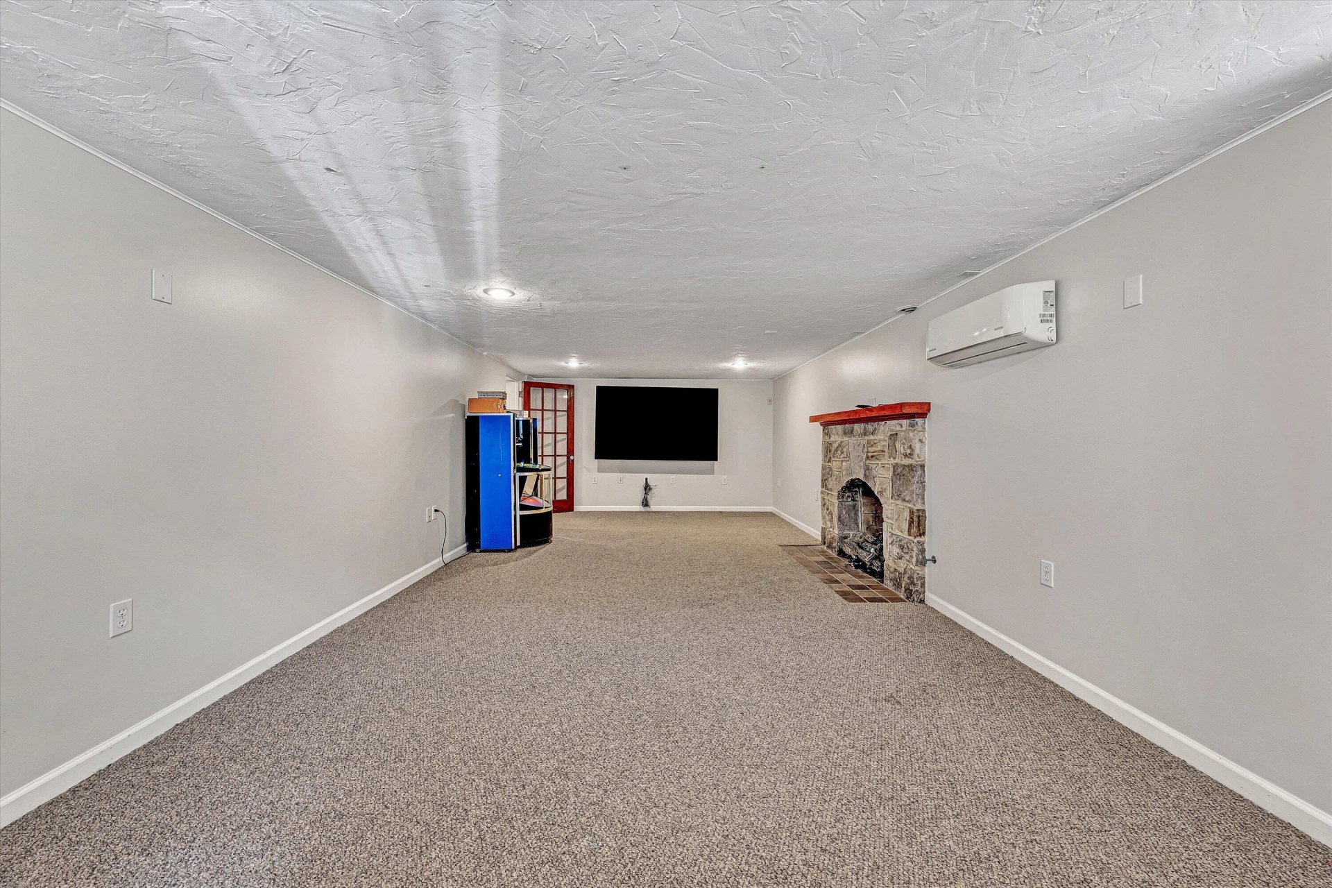 2903 Huntington BLVD NW - Photo 48