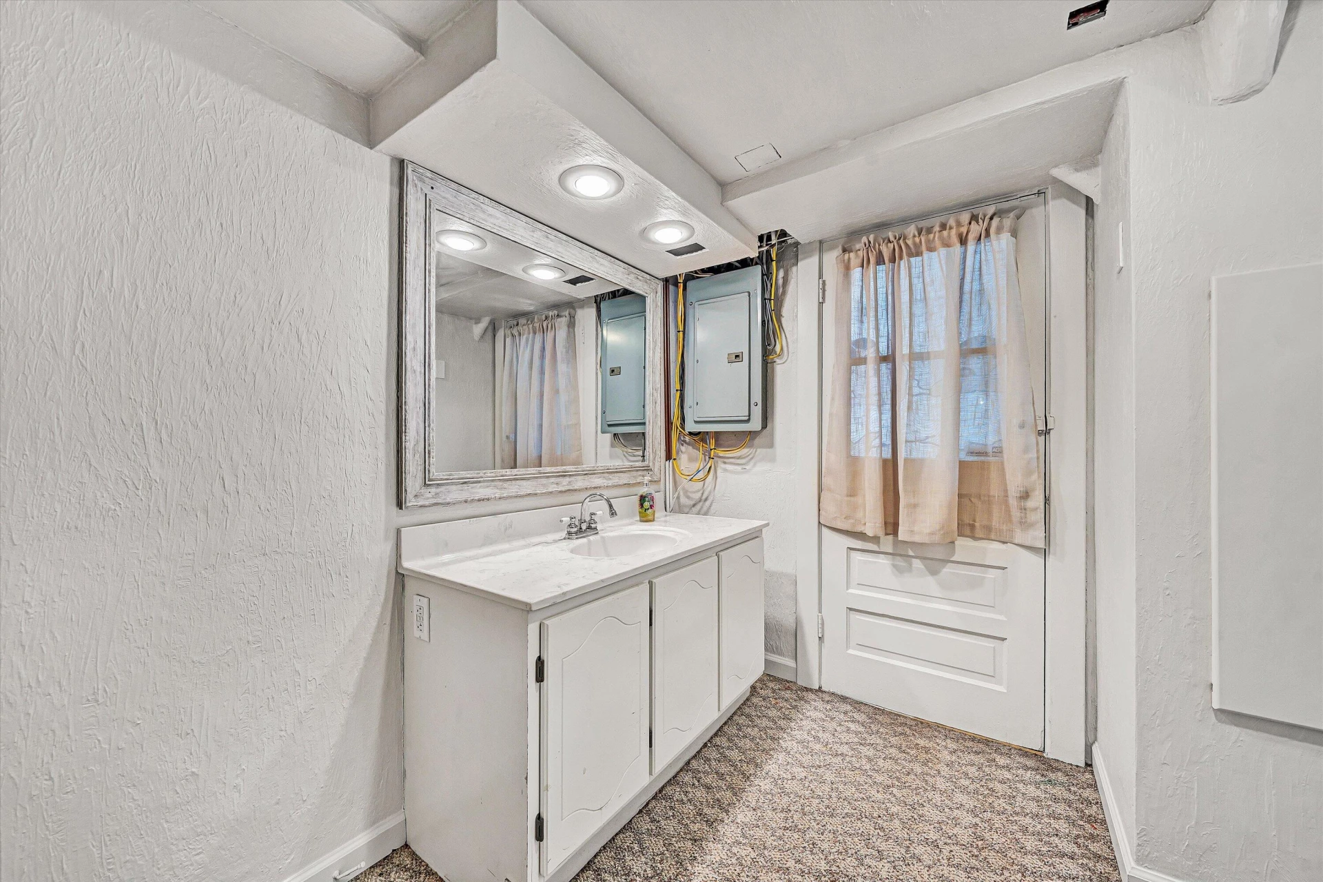 2903 Huntington BLVD NW - Photo 49