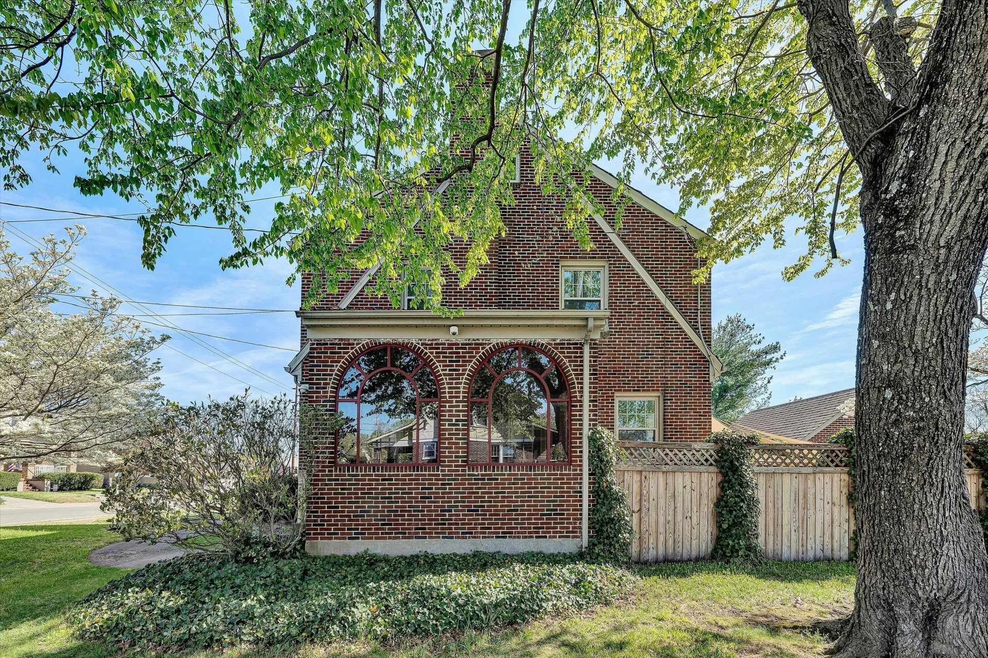 2903 Huntington BLVD NW - Photo 5