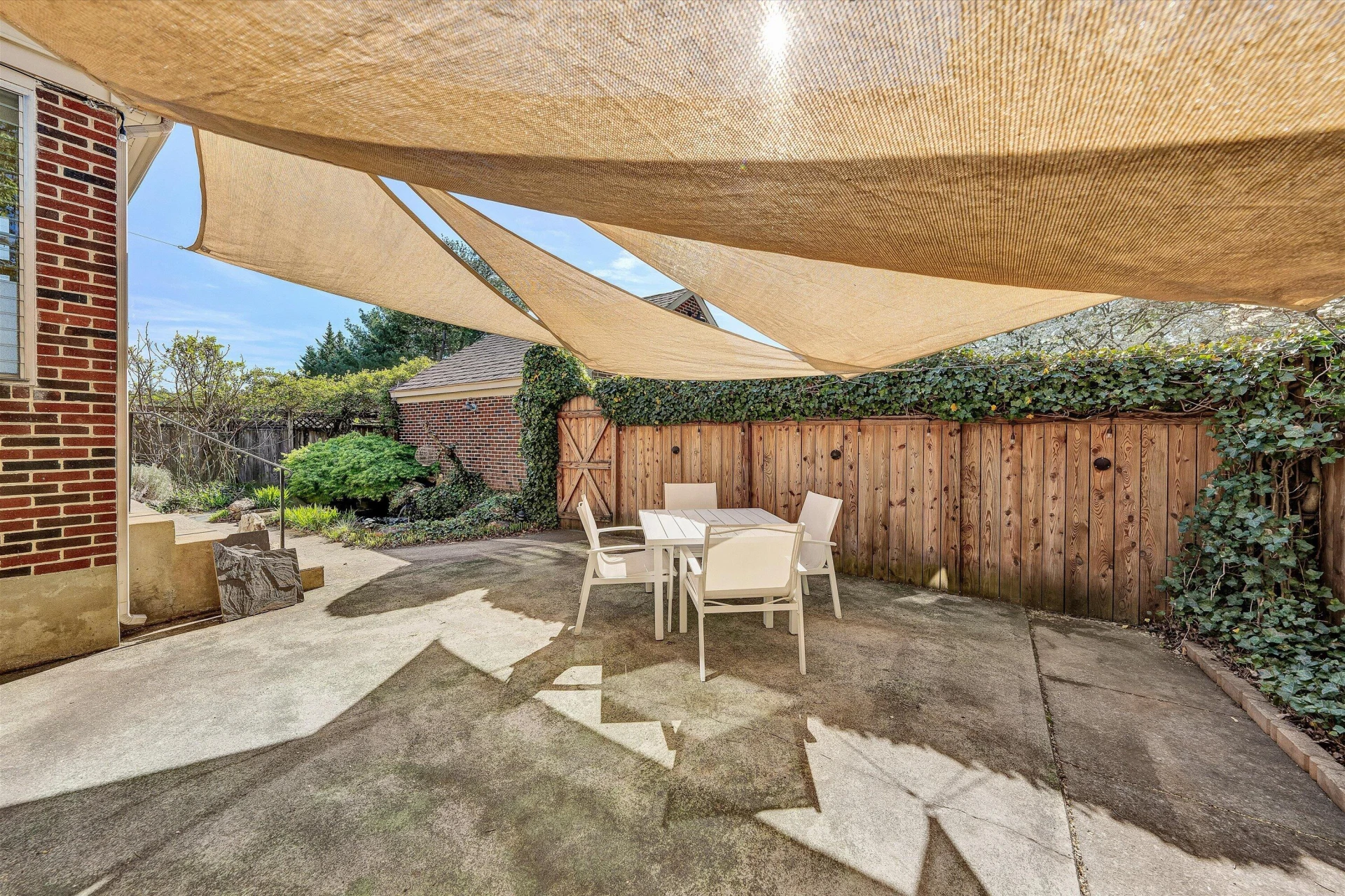 2903 Huntington BLVD NW - Photo 56