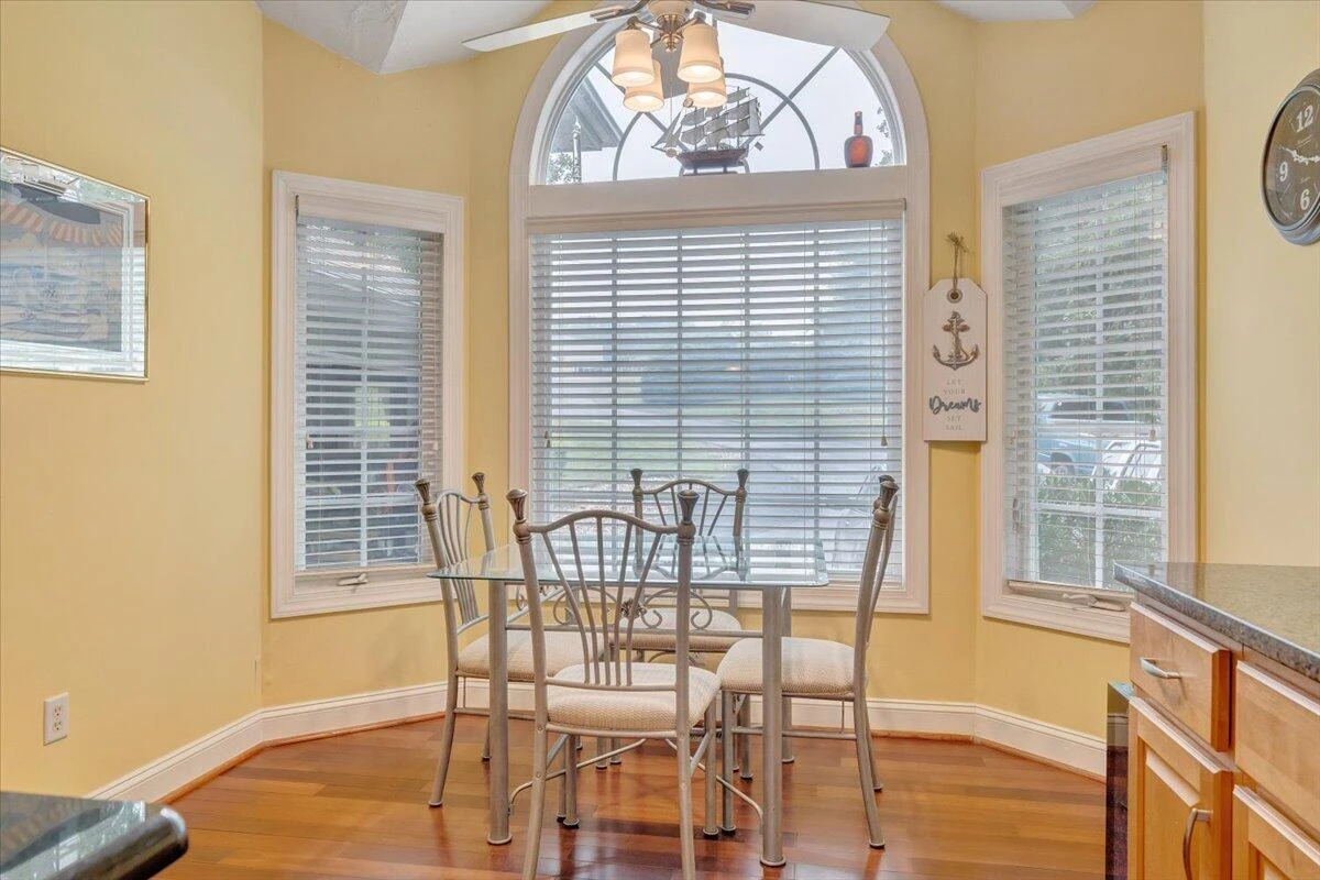 1914 Buccaneer RD - Photo 12