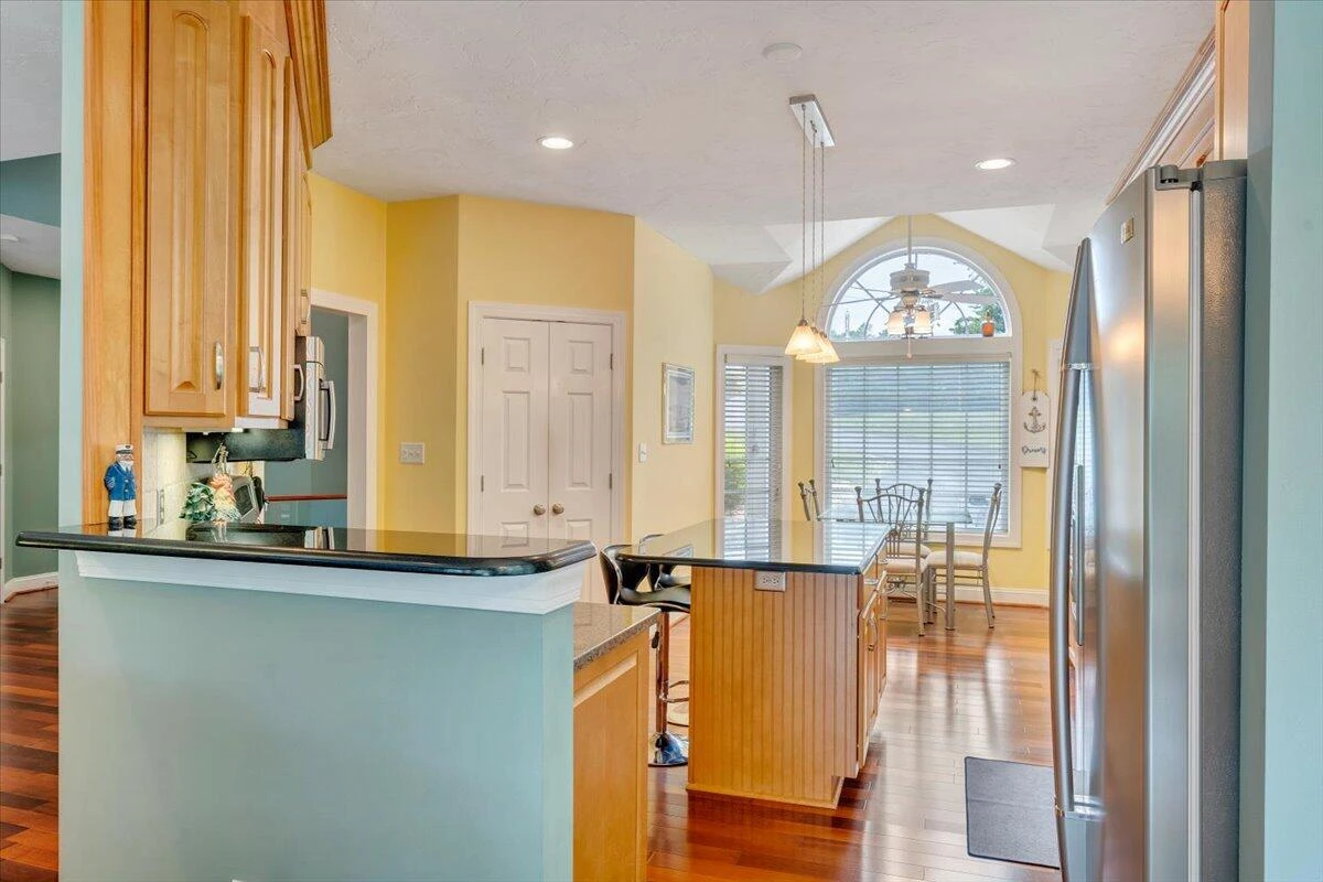 1914 Buccaneer RD - Photo 16