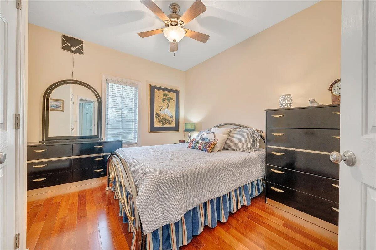 1914 Buccaneer RD - Photo 34