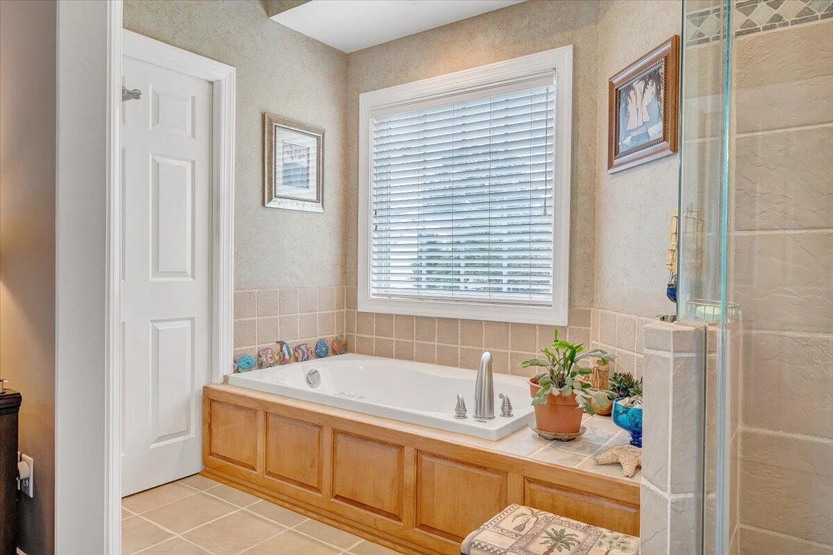 1914 Buccaneer RD - Photo 42
