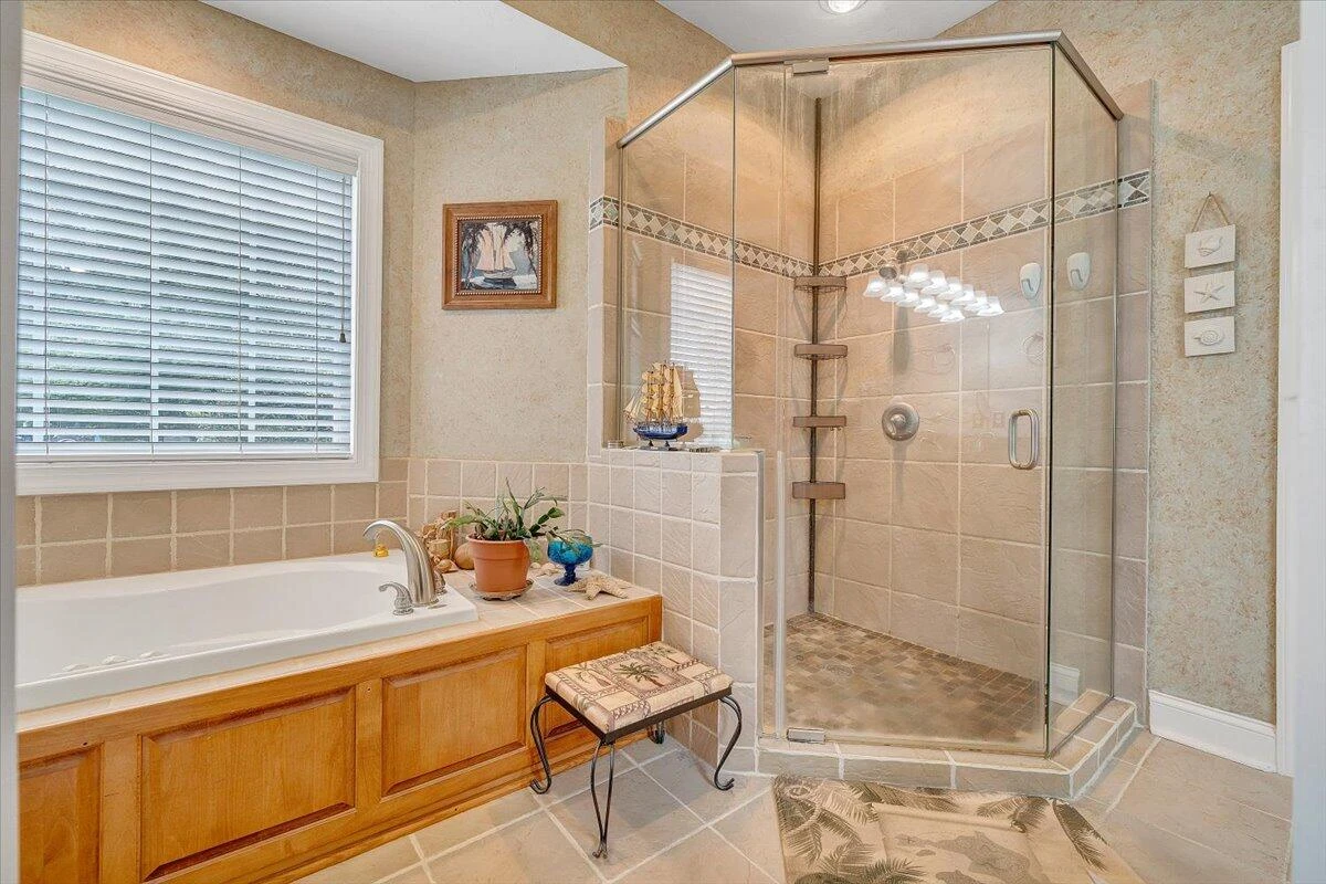 1914 Buccaneer RD - Photo 44