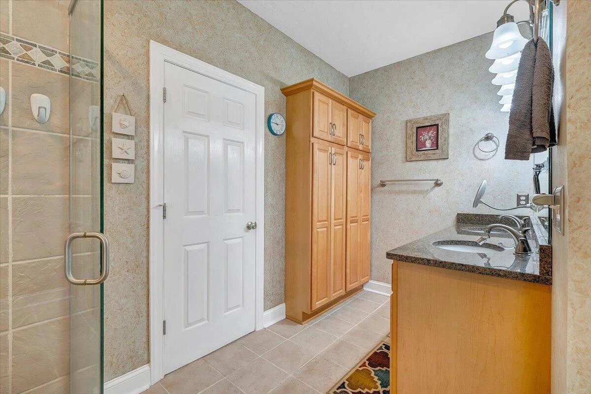 1914 Buccaneer RD - Photo 48