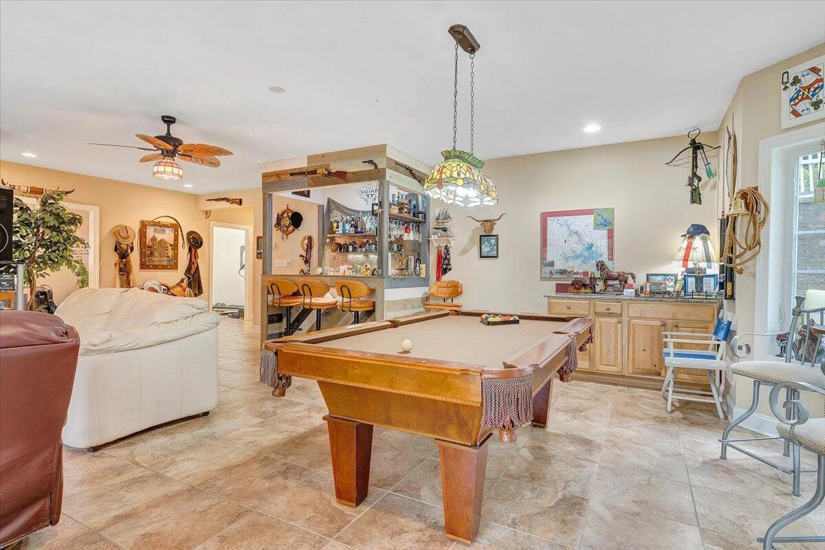1914 Buccaneer RD - Photo 64