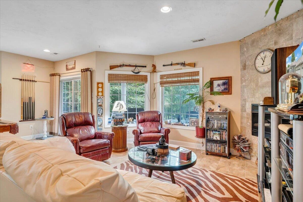1914 Buccaneer RD - Photo 67