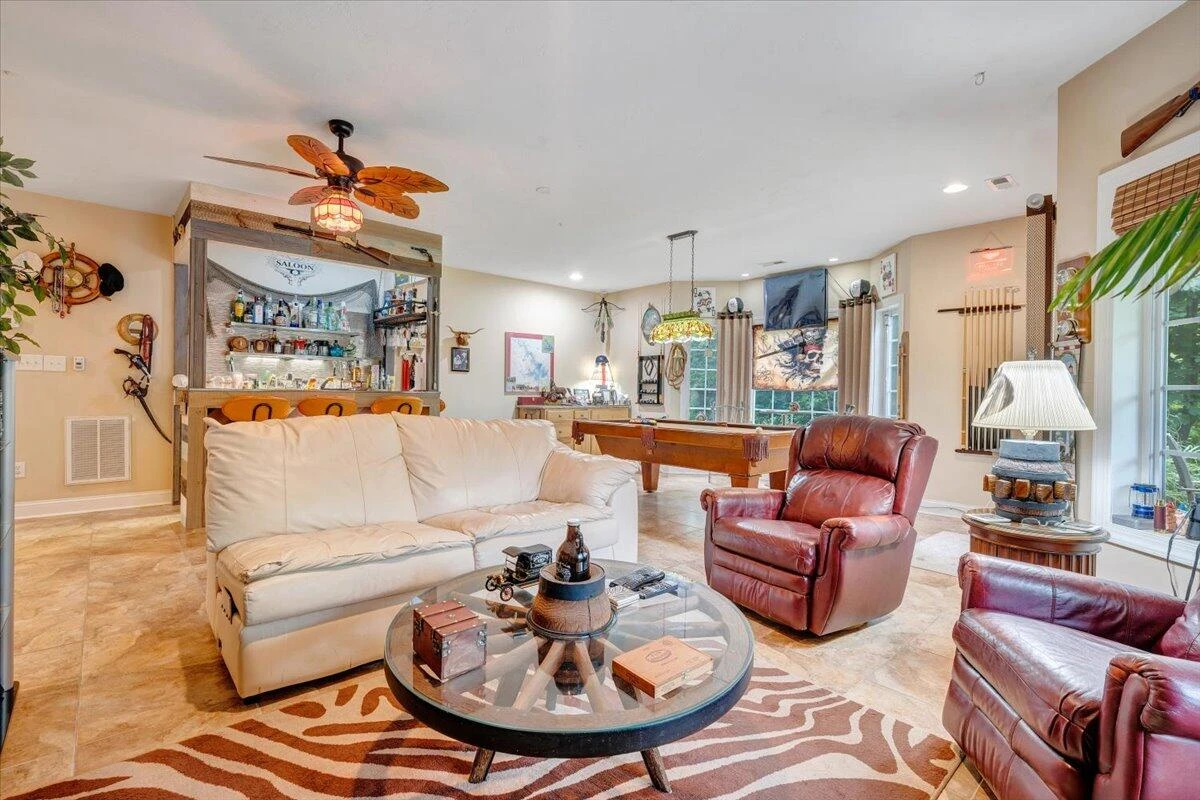 1914 Buccaneer RD - Photo 68