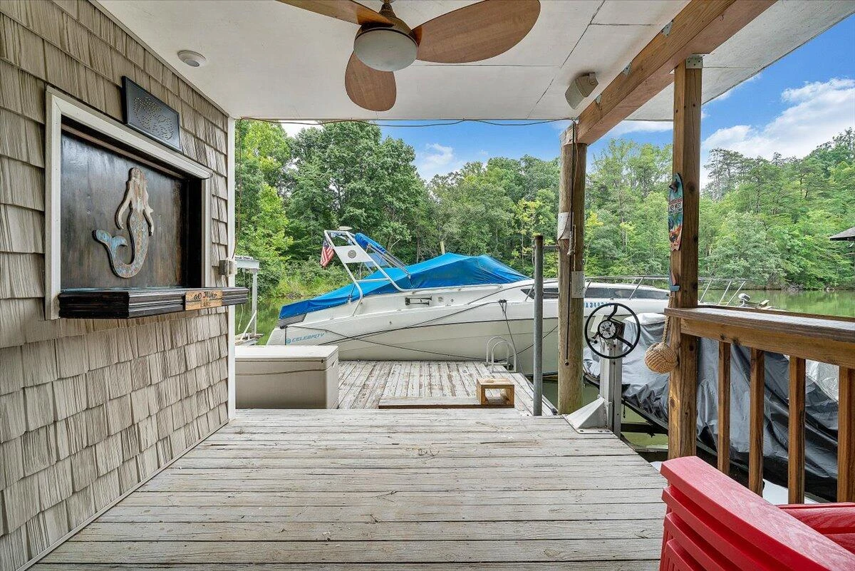 1914 Buccaneer RD - Photo 73