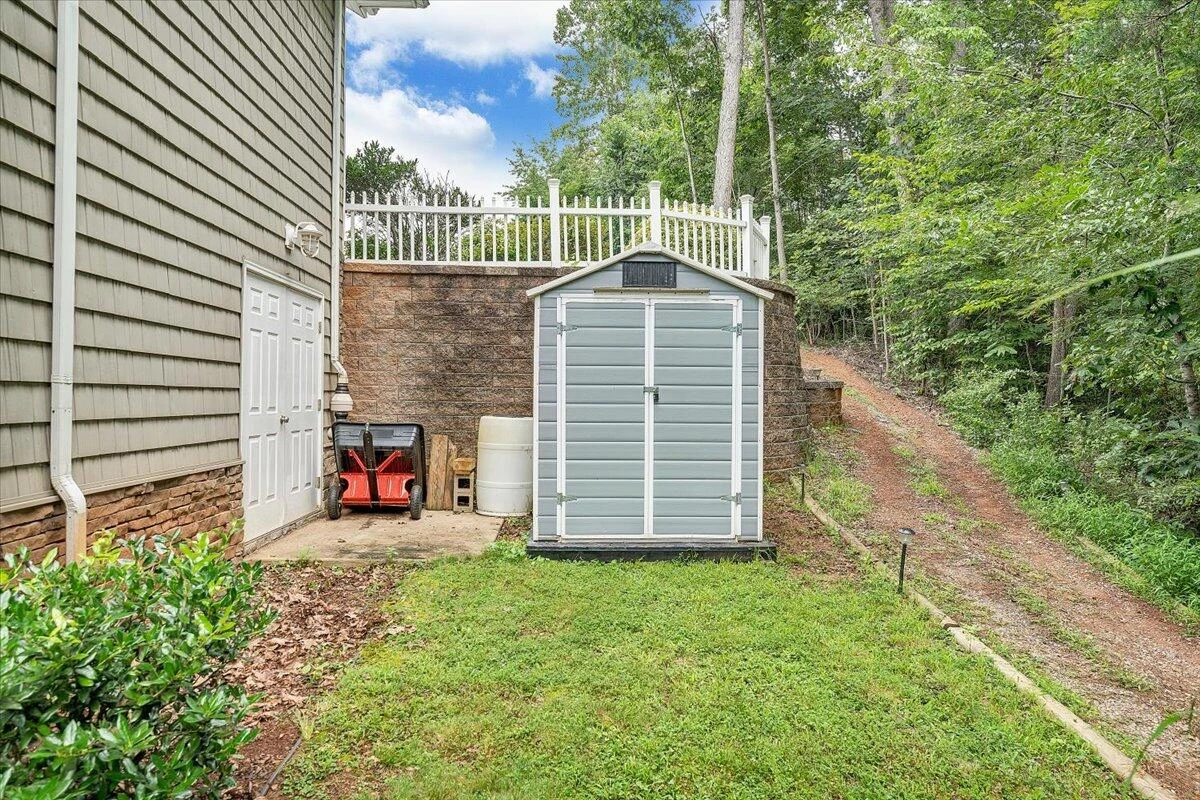 1914 Buccaneer RD - Photo 79