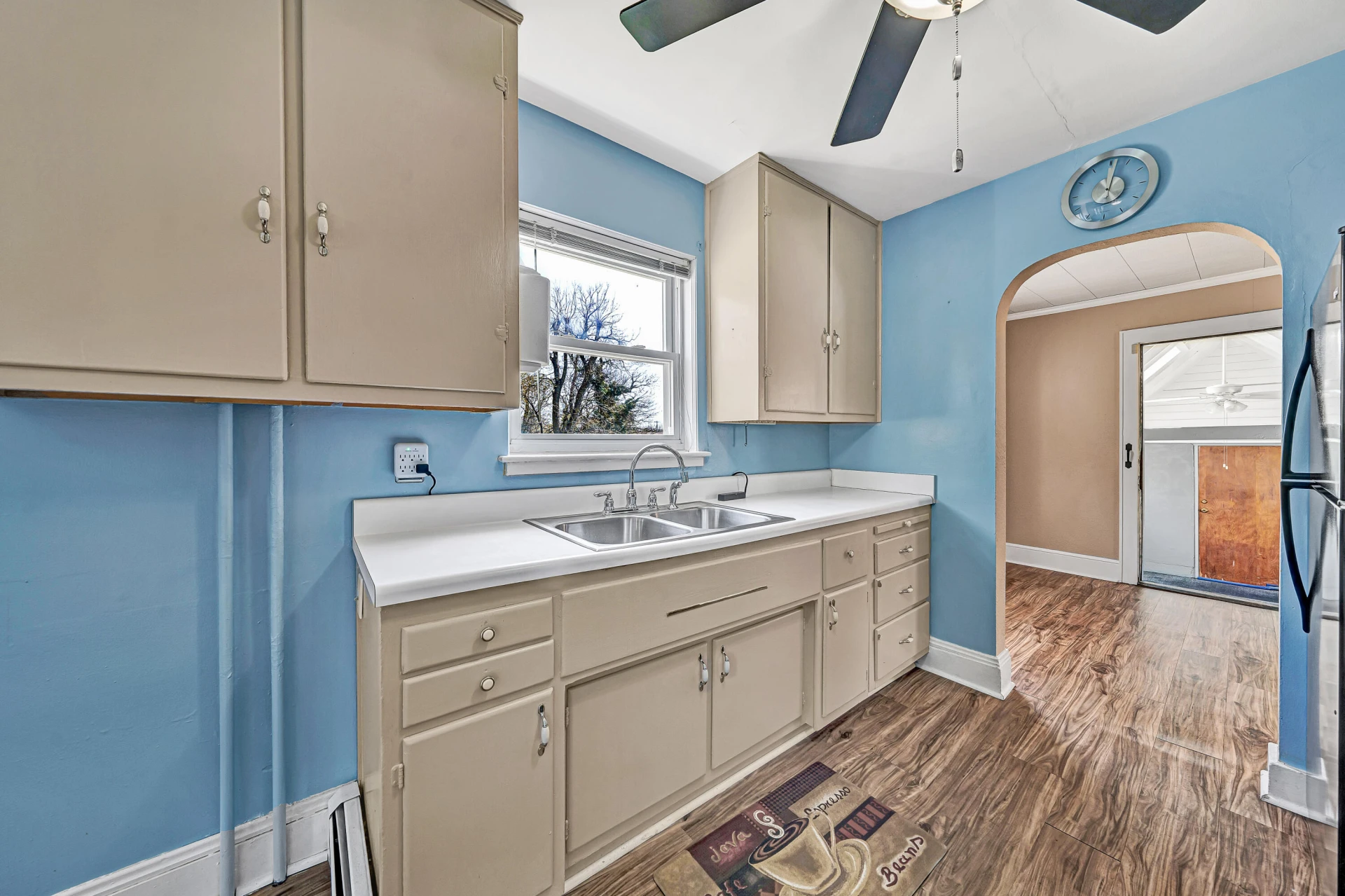 1508 Orchard DR - Photo 18