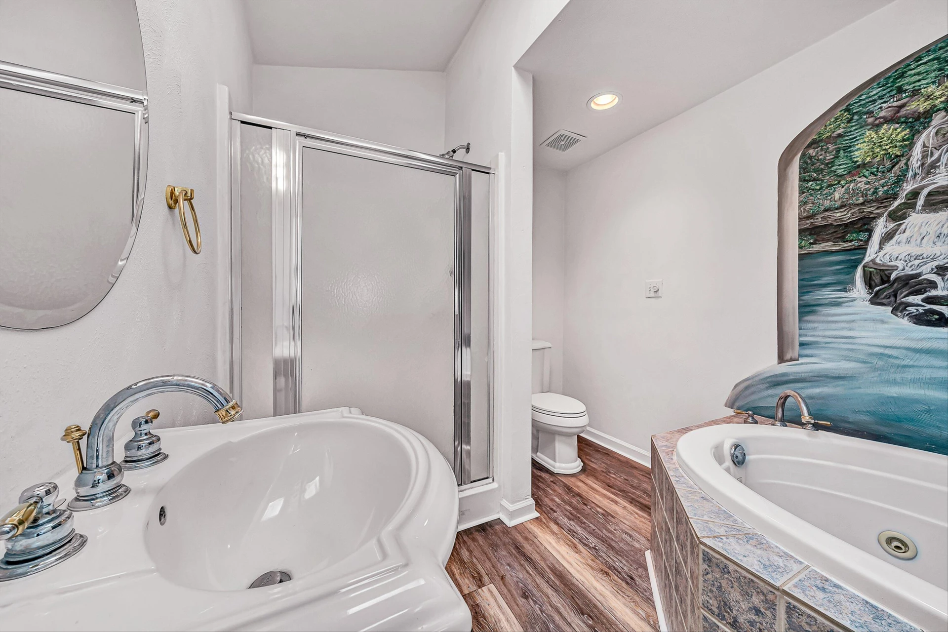 1001 Woodrow AVE SE - Photo 13