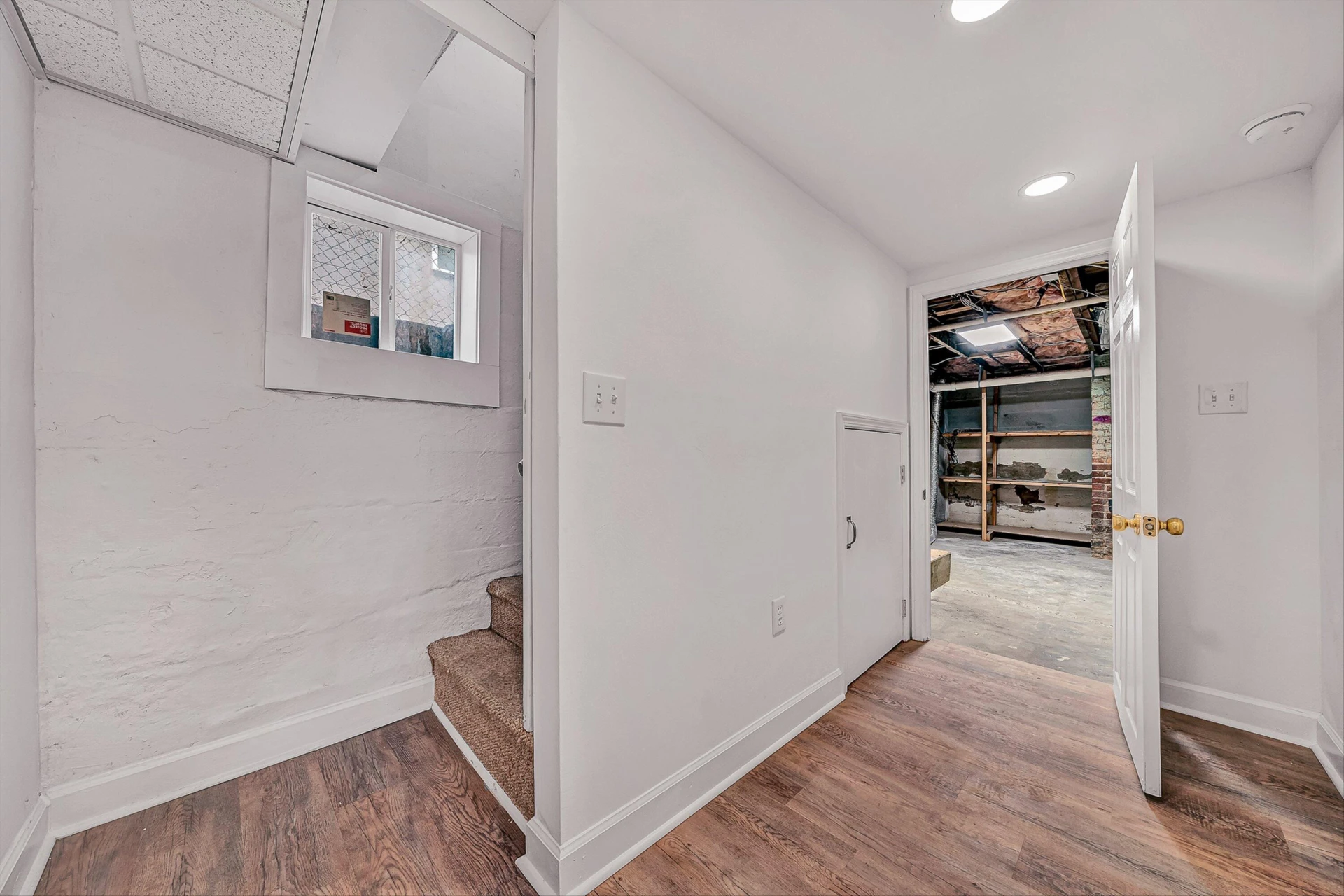 1001 Woodrow AVE SE - Photo 25