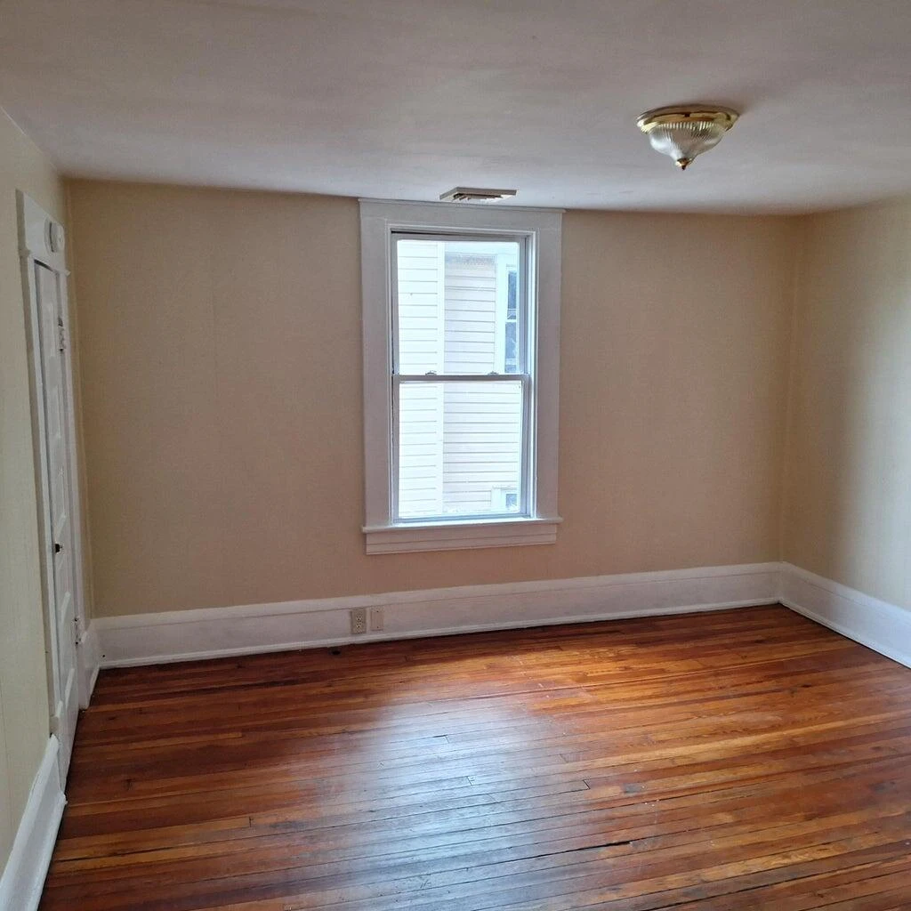 515 Albemarle AVE SE - Photo 6