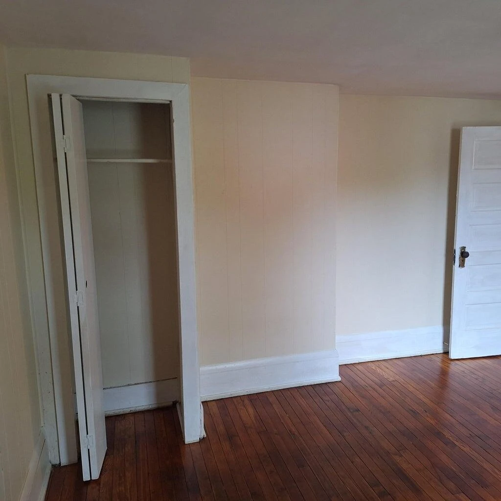 515 Albemarle AVE SE - Photo 9