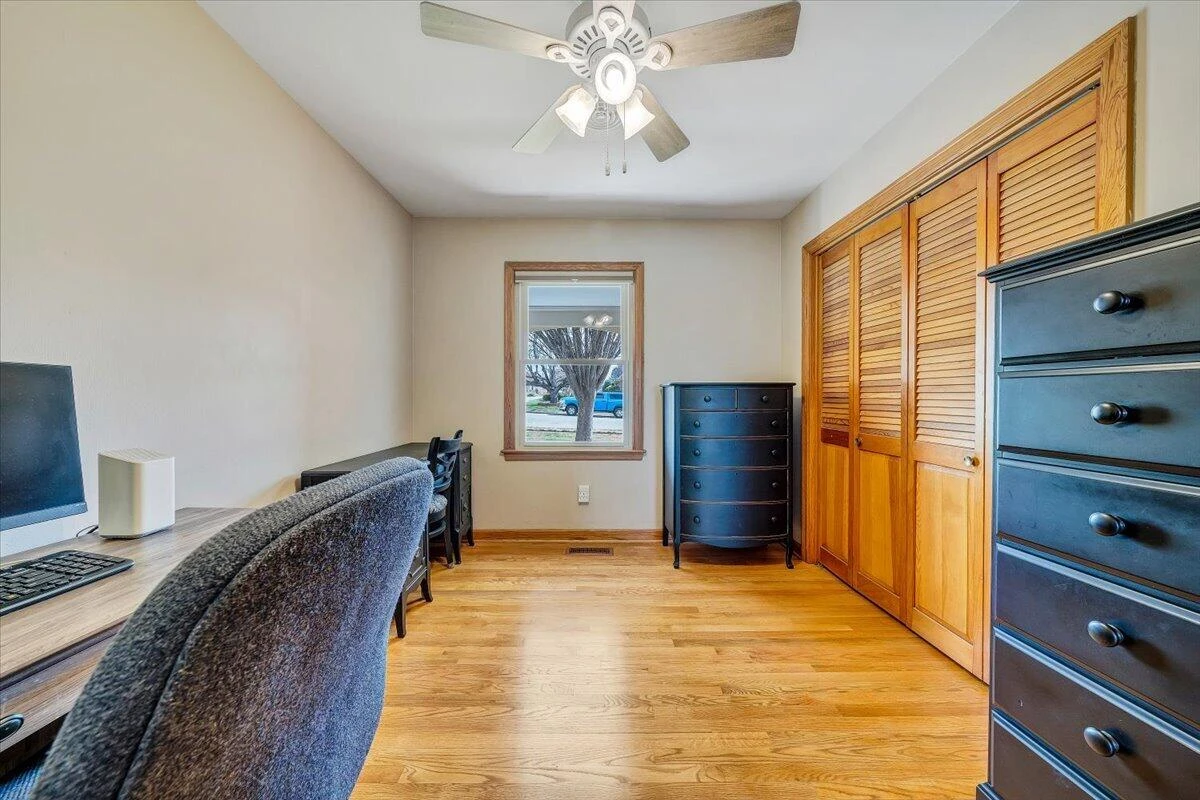 403 Lake AVE - Photo 22