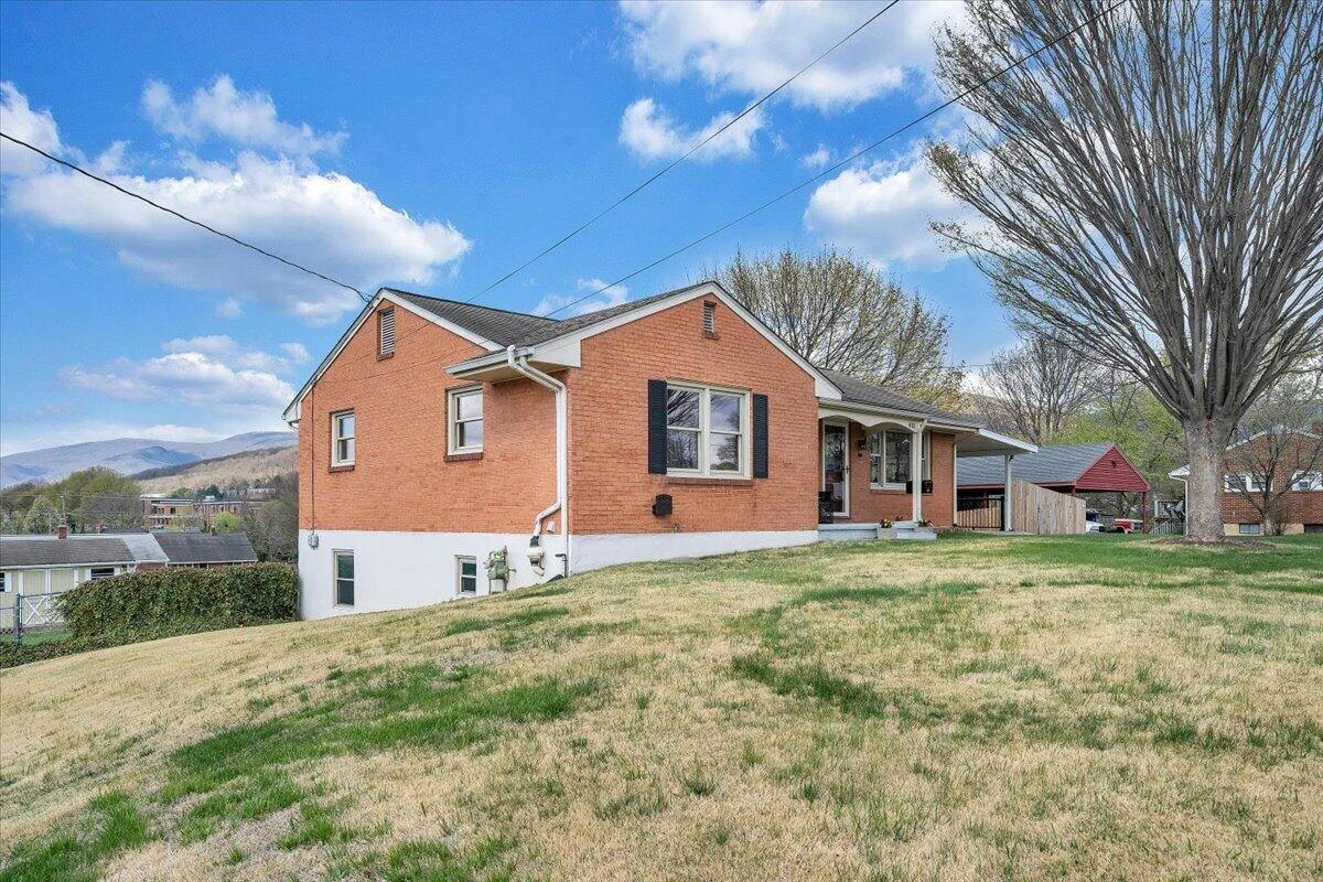 403 Lake AVE - Photo 51