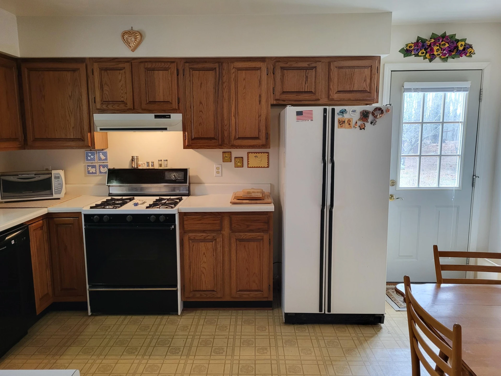 214 Oakridge DR - Photo 4