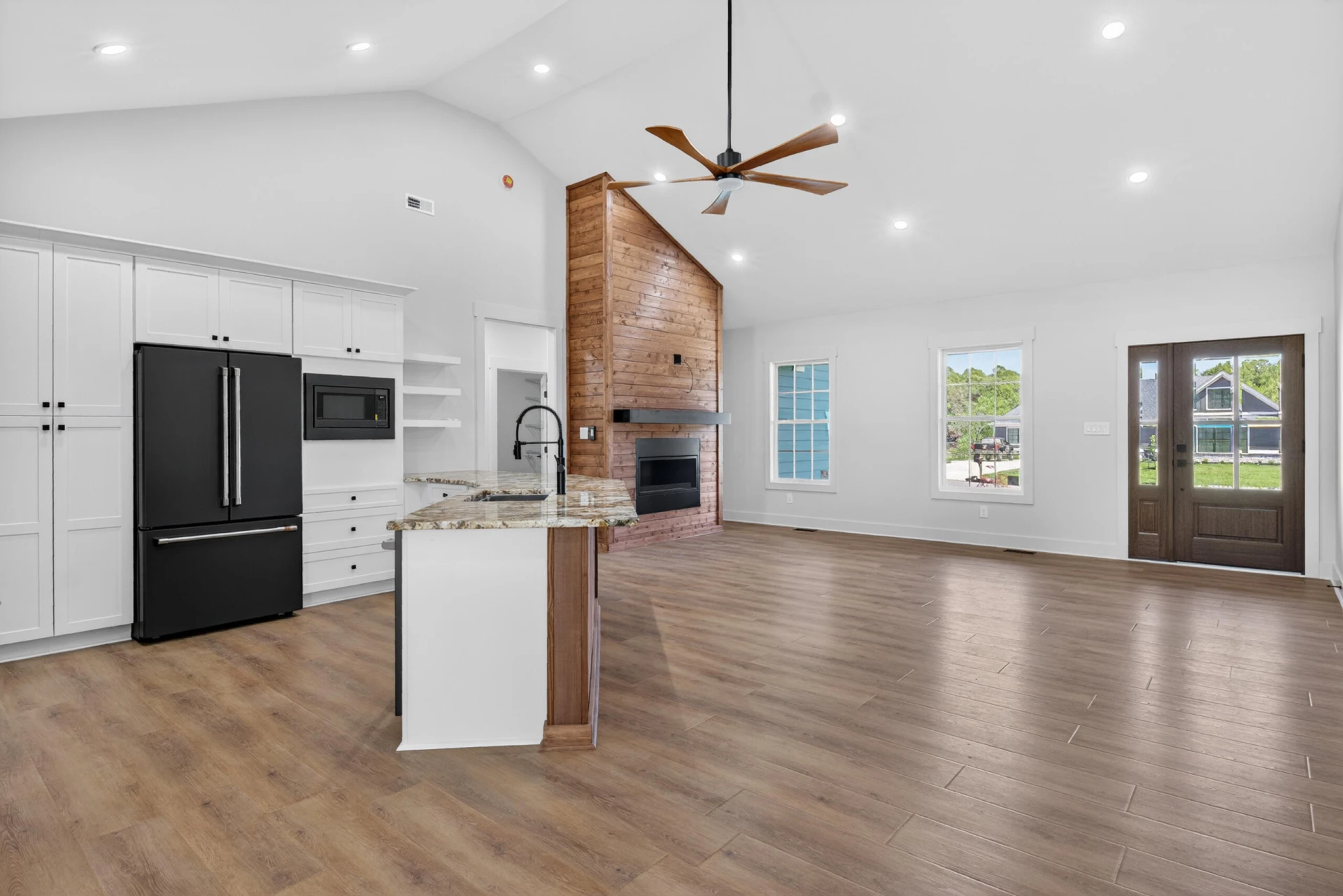 1131 Golf View CT - Photo 11