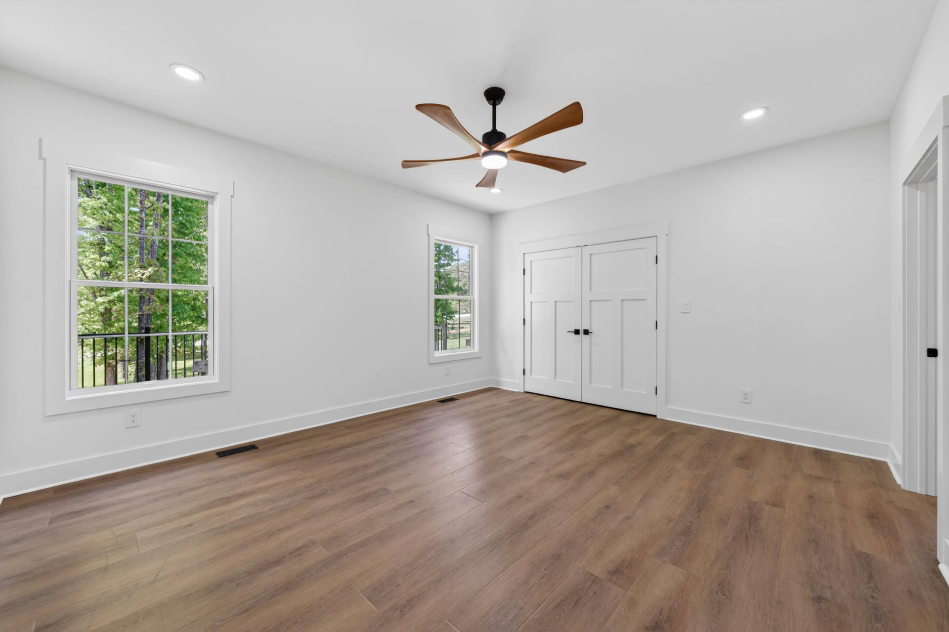 1131 Golf View CT - Photo 17
