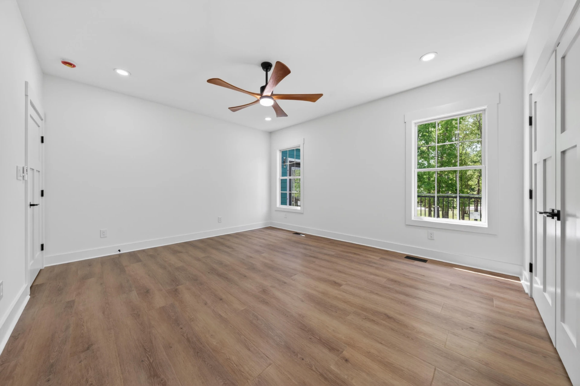 1131 Golf View CT - Photo 28