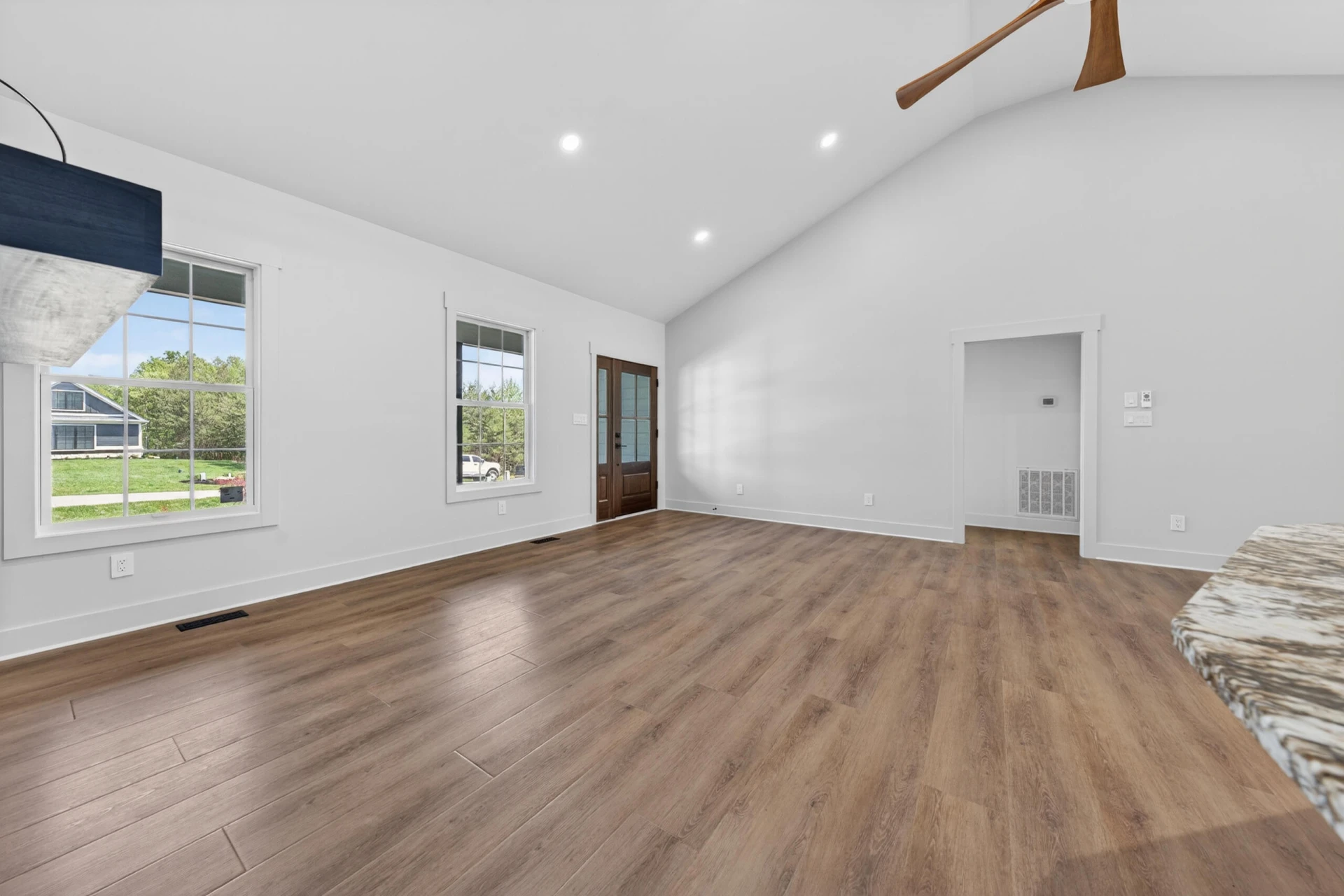 1131 Golf View CT - Photo 32