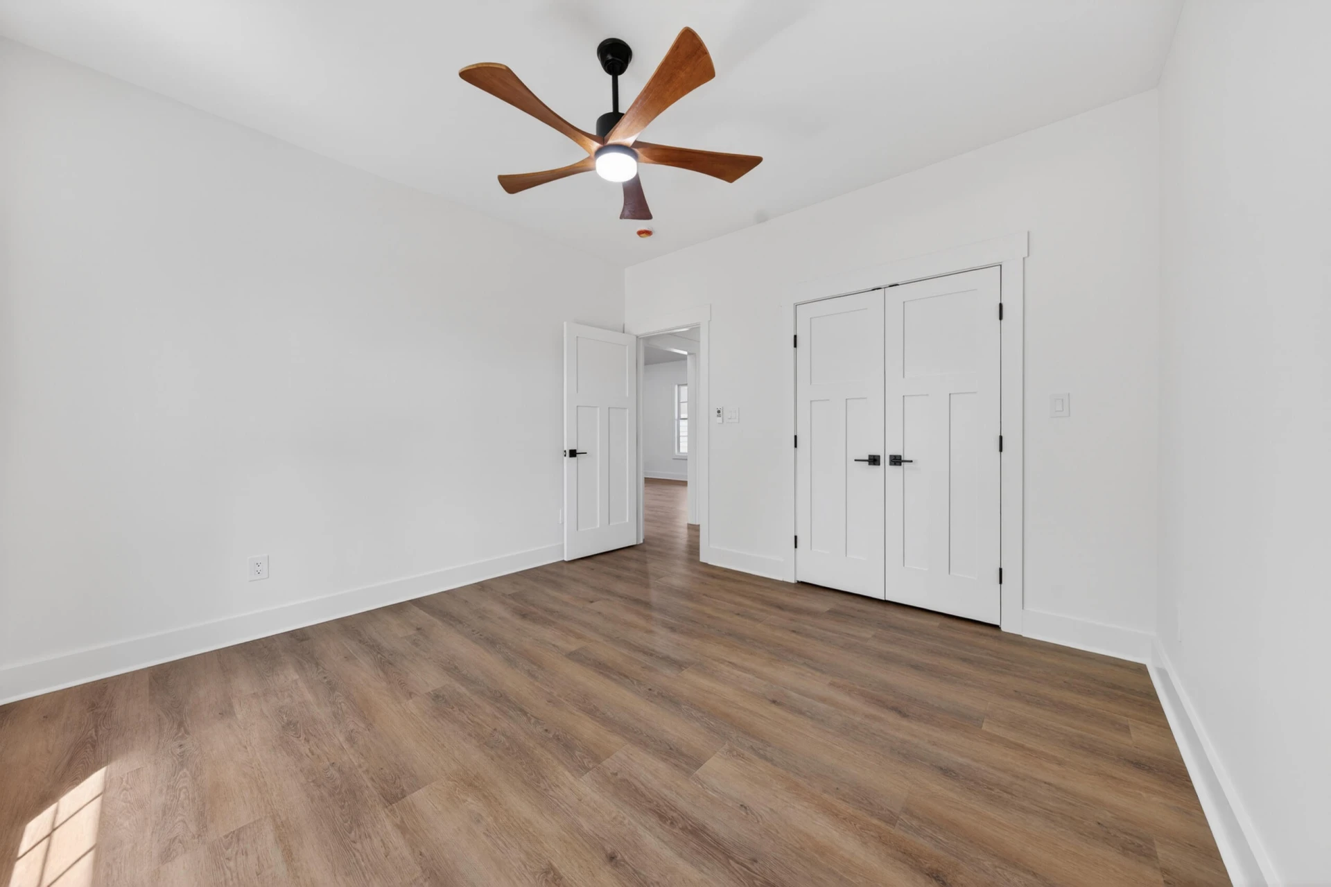 1131 Golf View CT - Photo 35