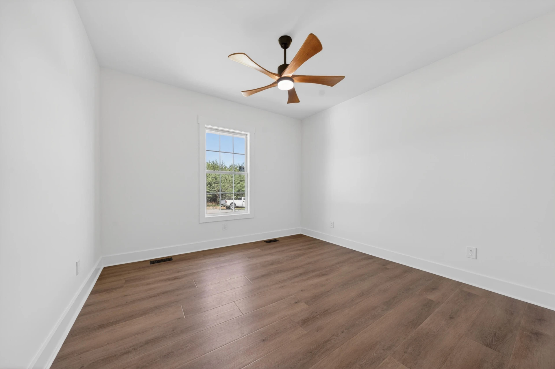 1131 Golf View CT - Photo 39