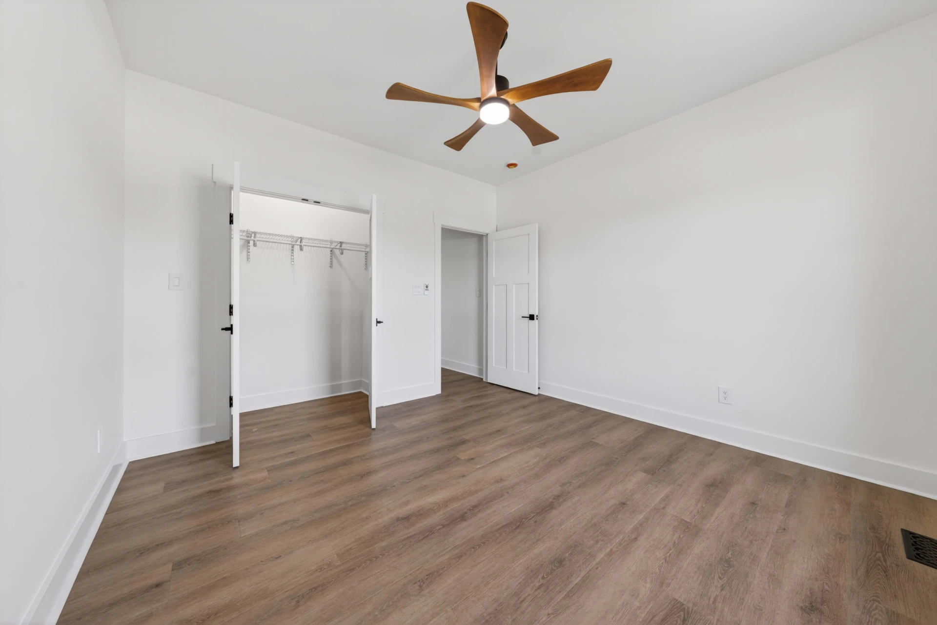 1131 Golf View CT - Photo 41