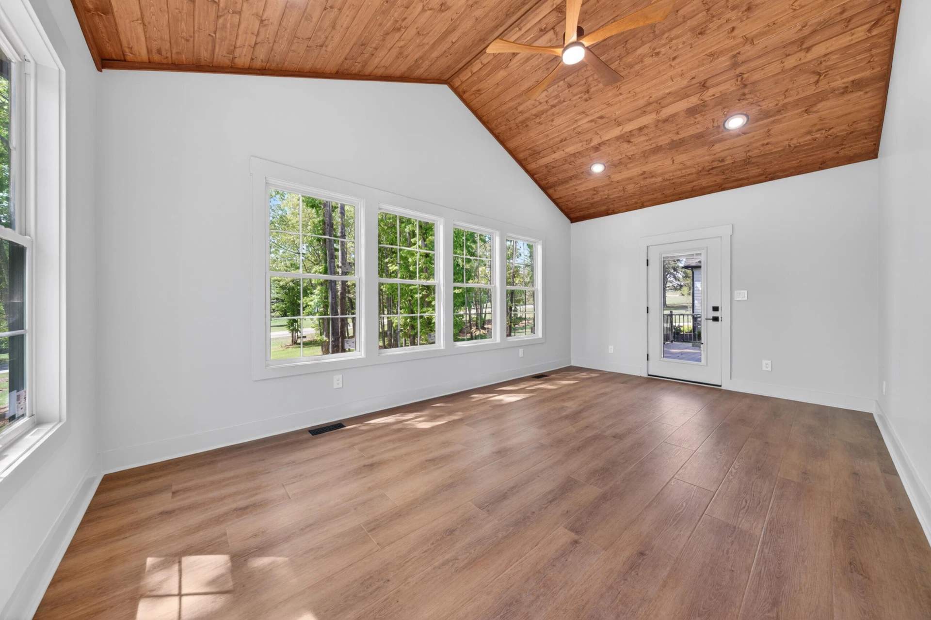 1131 Golf View CT - Photo 45
