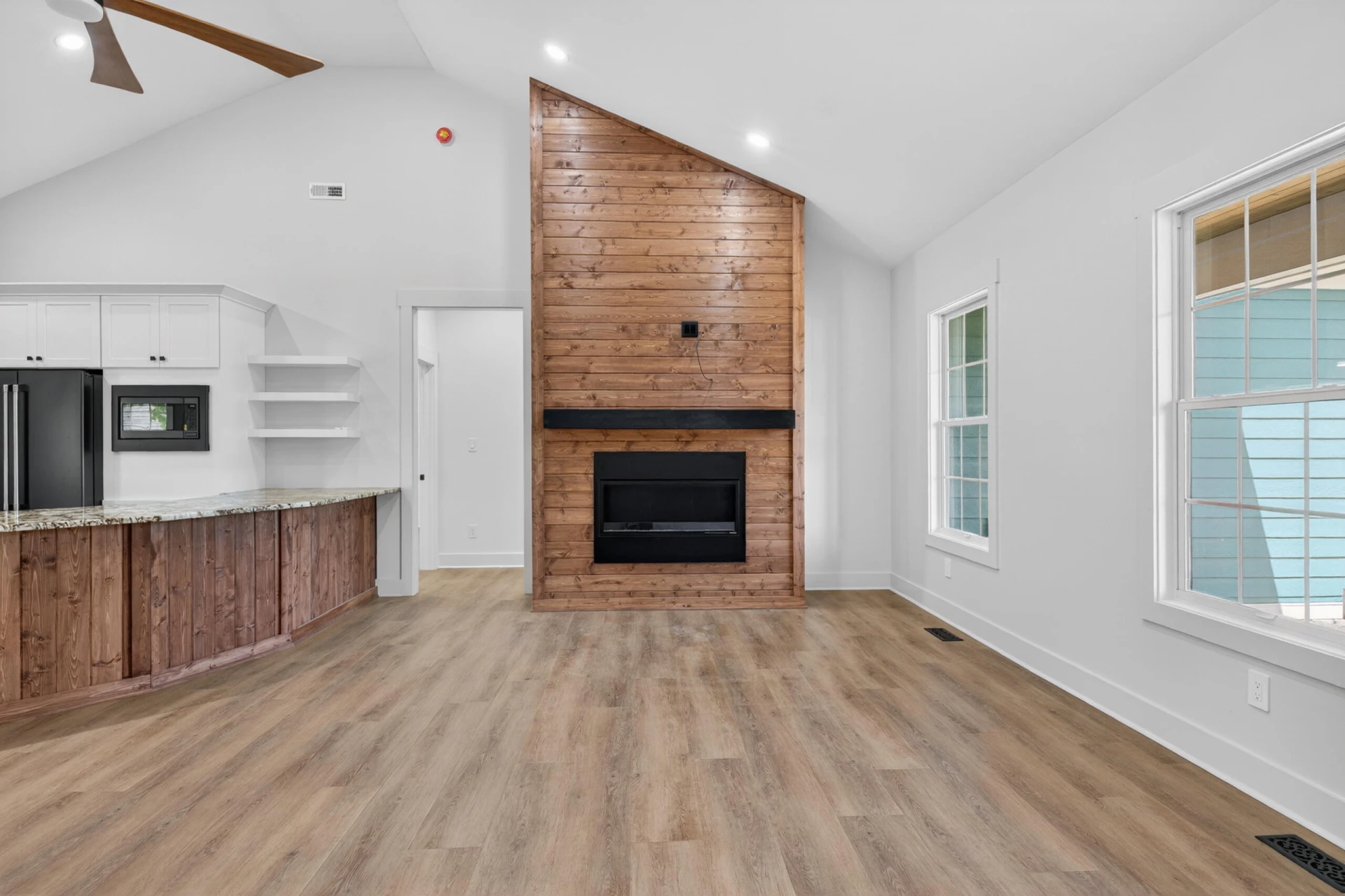 1131 Golf View CT - Photo 8