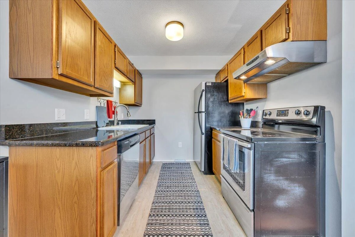 2615 Glade DR SE - Photo 12