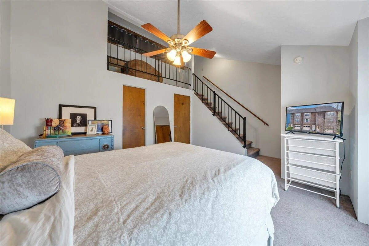 2615 Glade DR SE - Photo 19