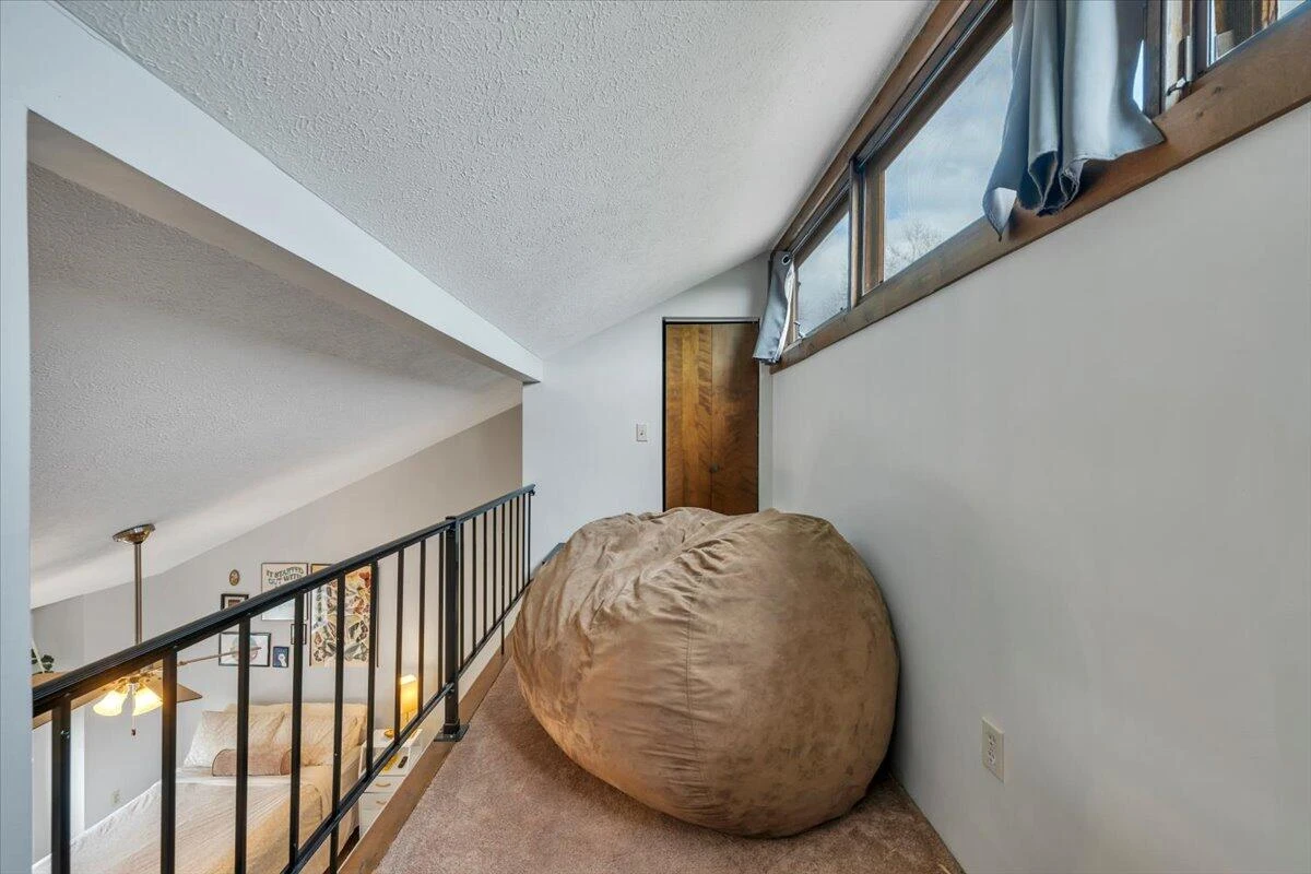 2615 Glade DR SE - Photo 21