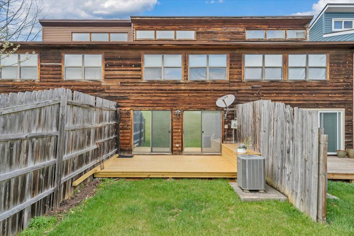 2615 Glade DR SE - Photo 29