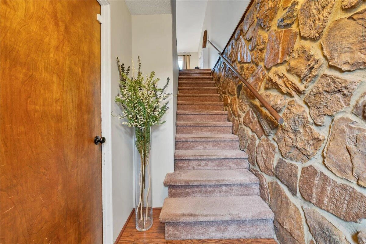 2615 Glade DR SE - Photo 4