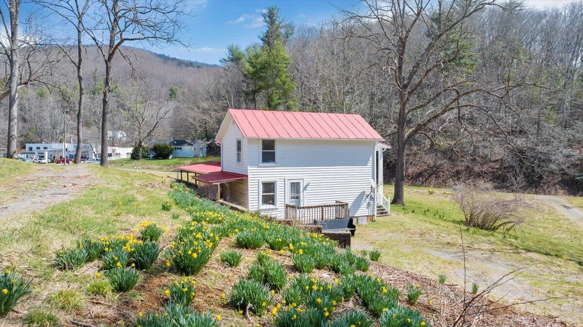 9537-9539 Floyd Hwy N - Photo 29