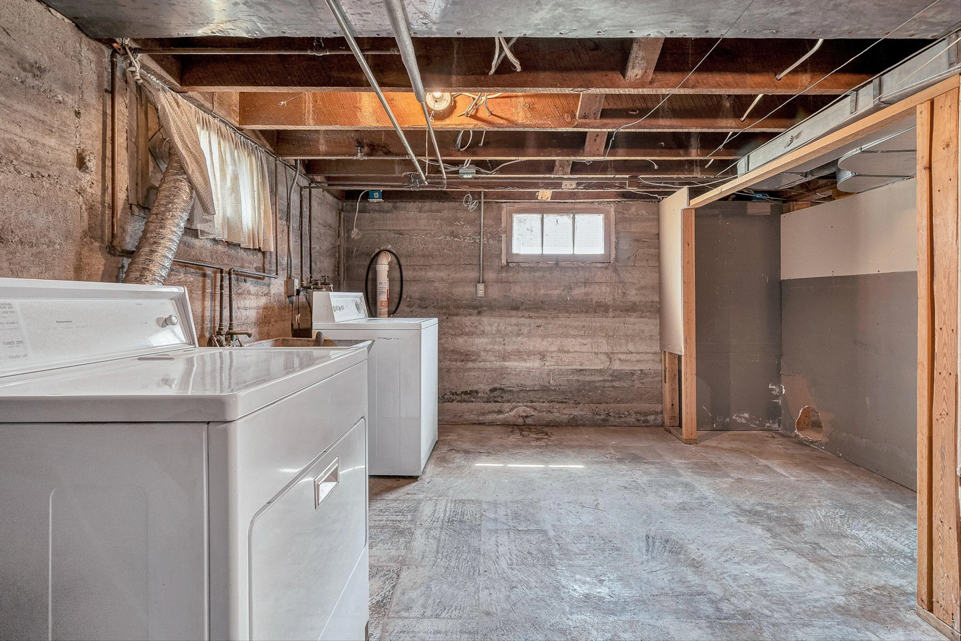 4009 Richland AVE NW - Photo 25