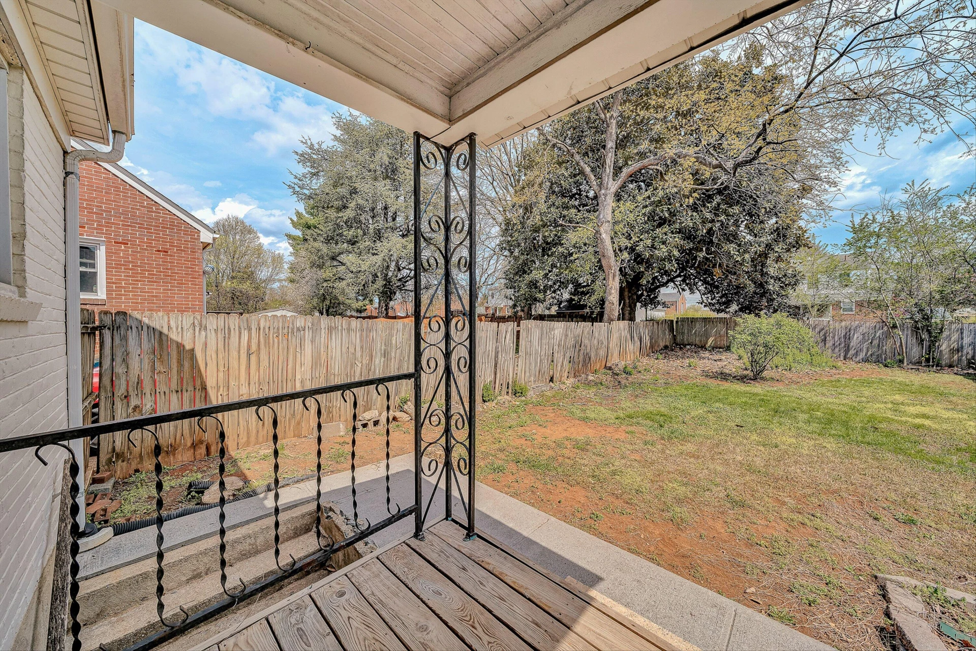 4009 Richland AVE NW - Photo 31