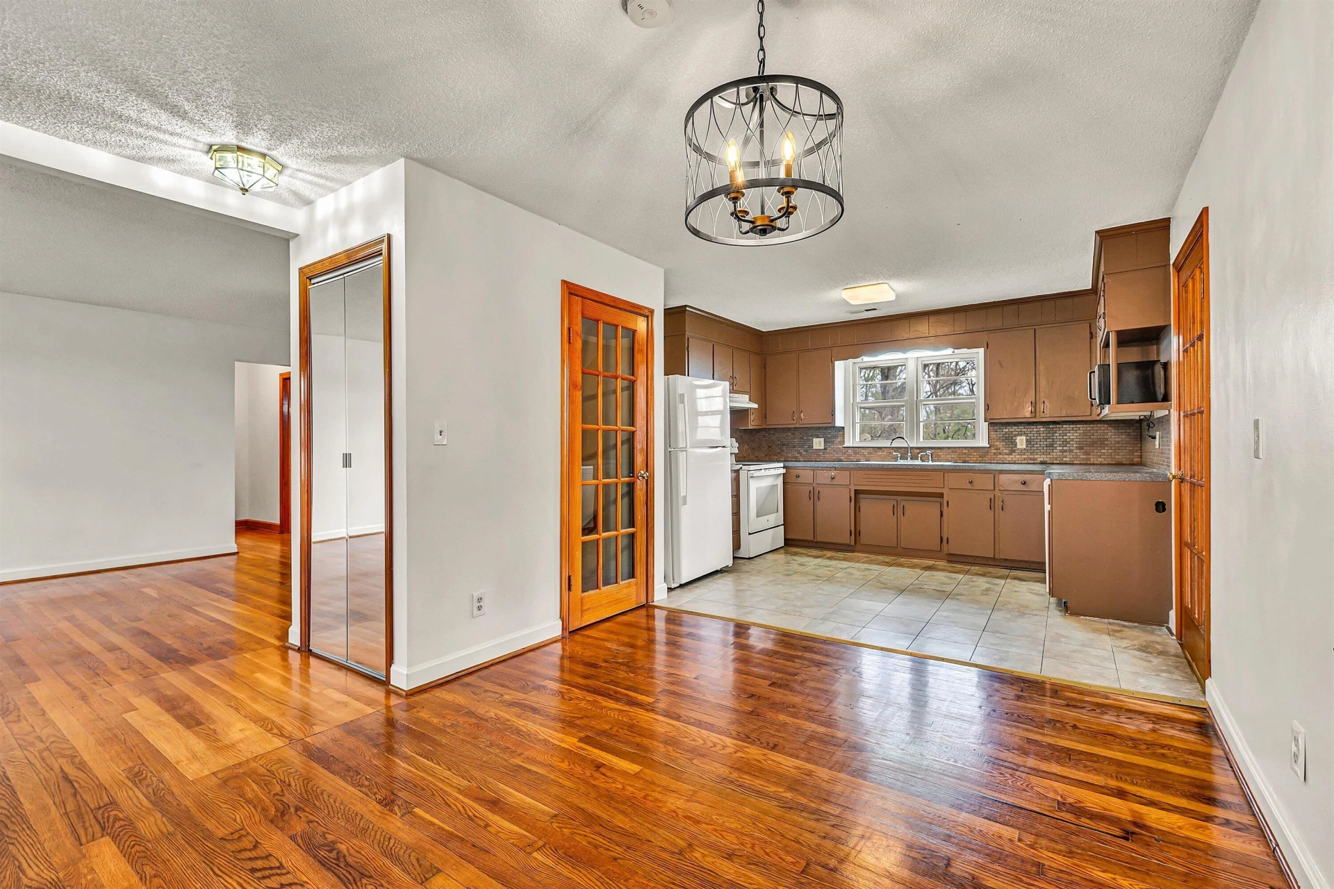 1717 Wirtz RD - Photo 11