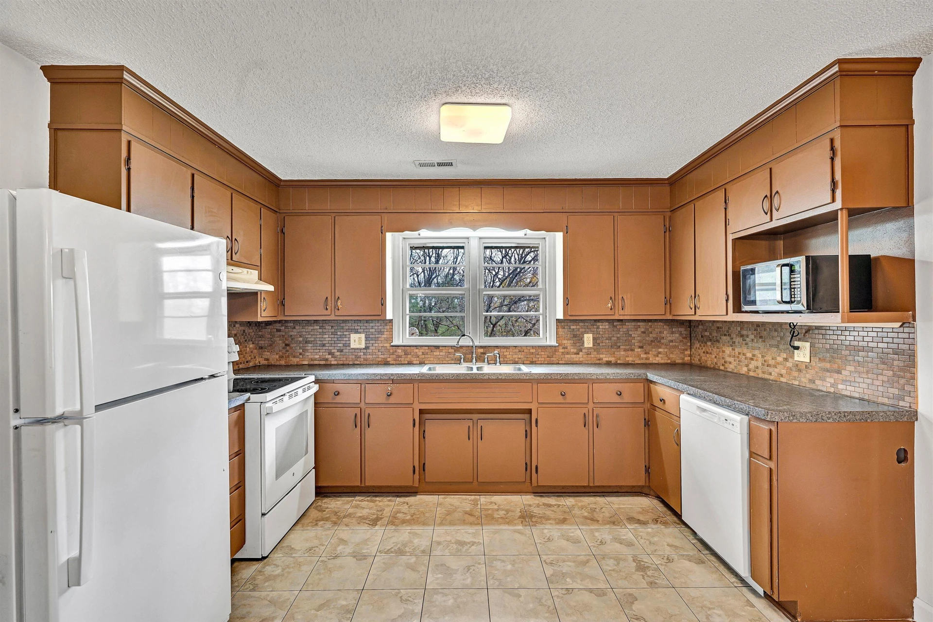 1717 Wirtz RD - Photo 13
