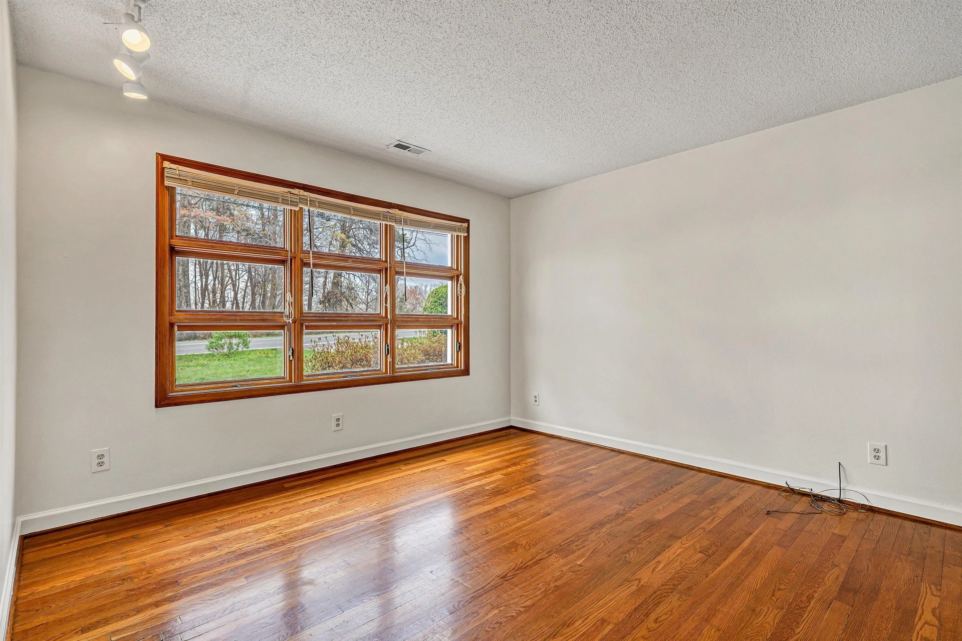 1717 Wirtz RD - Photo 20