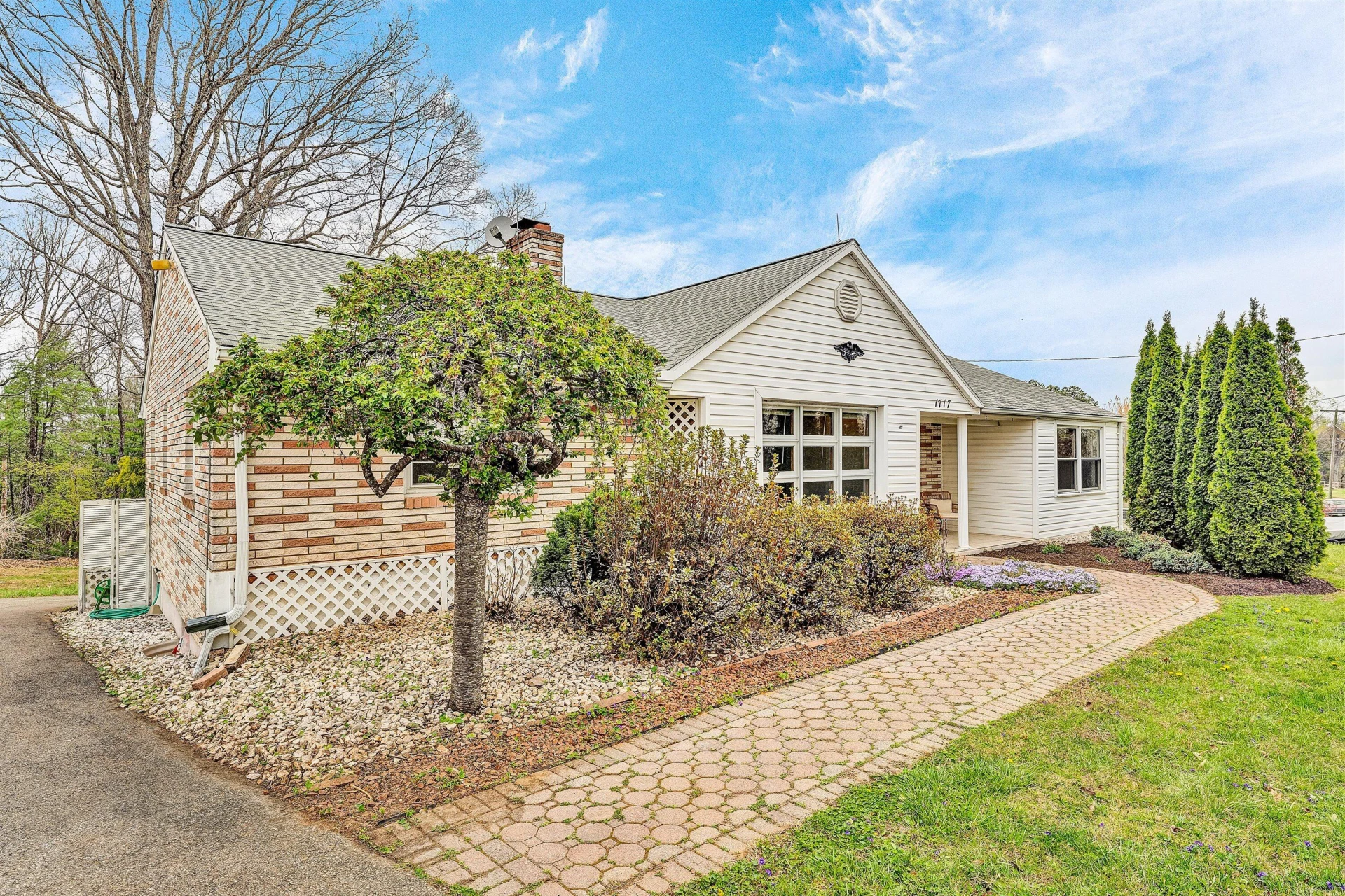 1717 Wirtz RD - Photo 6