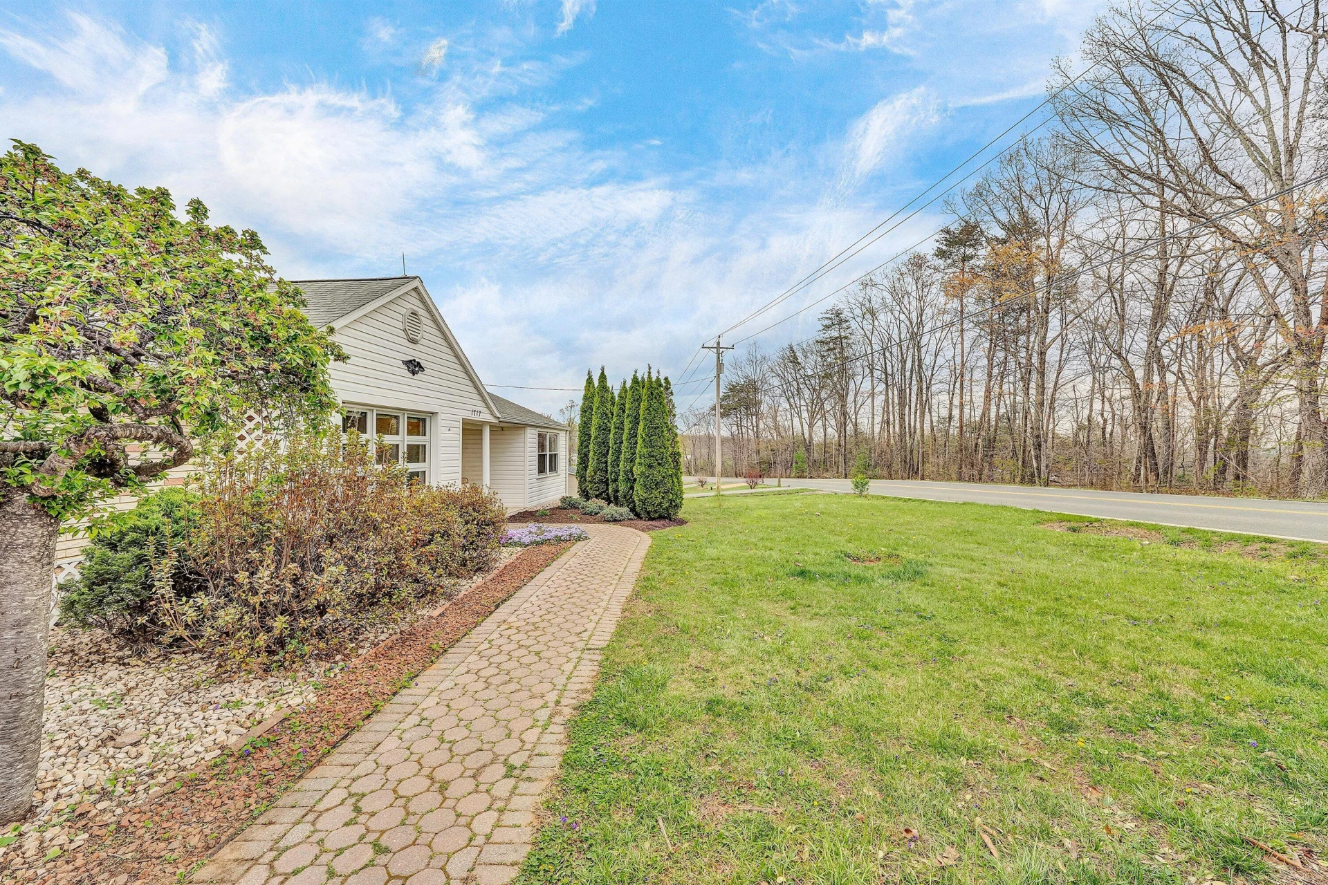 1717 Wirtz RD - Photo 7