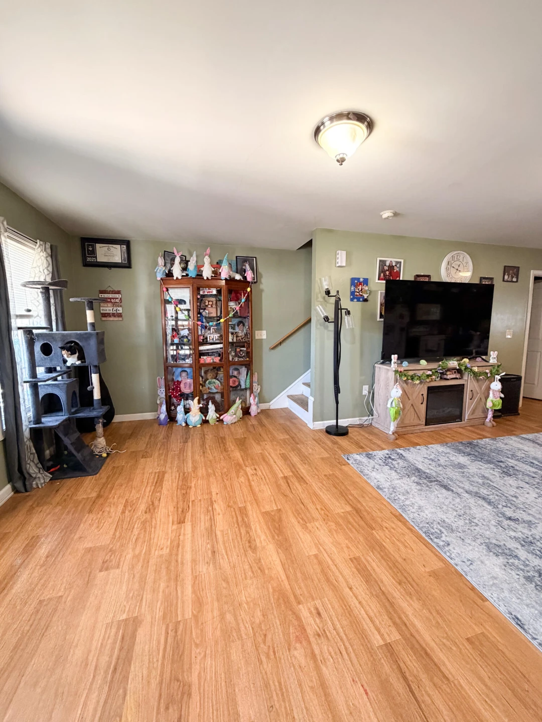 225 Roxbury ST - Photo 11