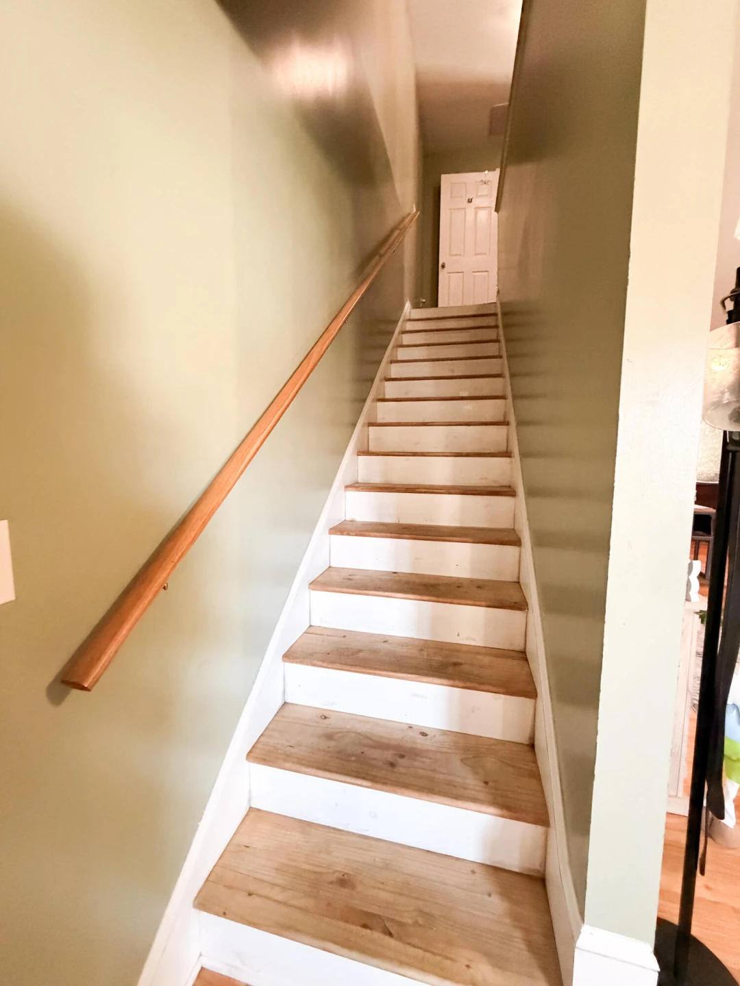 225 Roxbury ST - Photo 12