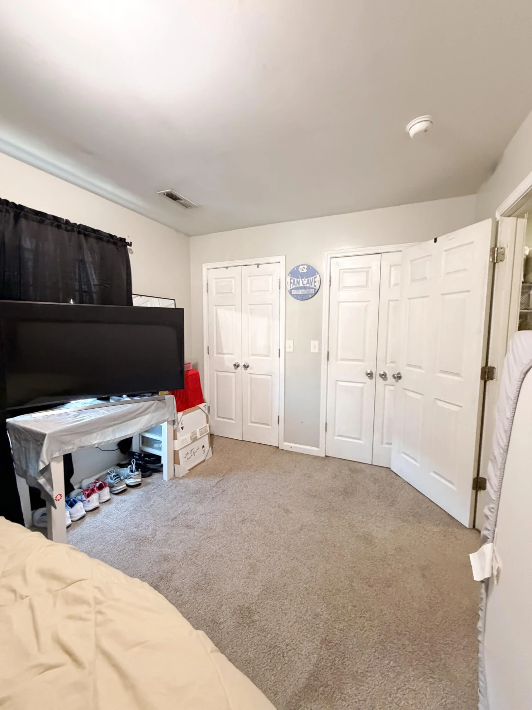 225 Roxbury ST - Photo 19