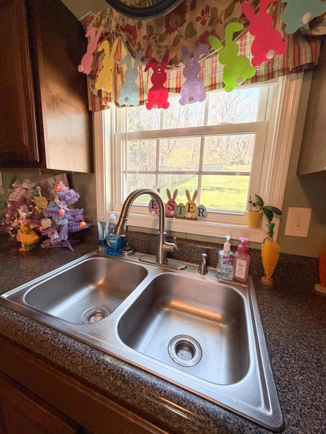 225 Roxbury ST - Photo 7